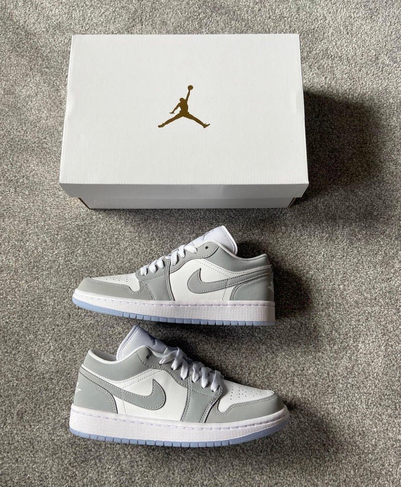 Air Jordan 1 Low Wolf Grey