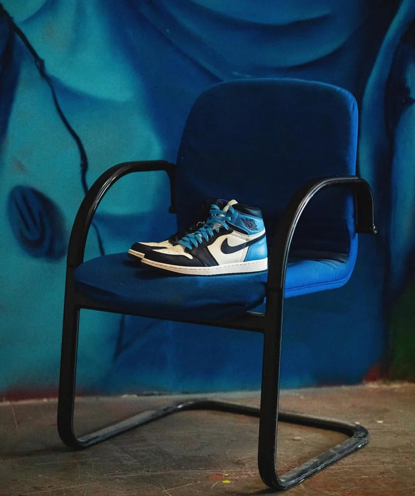 Air Jordan 1 High Obsidian