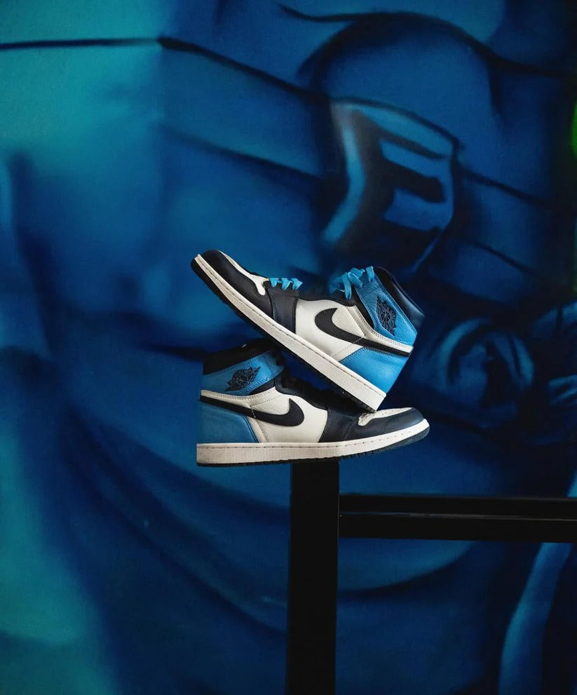 Air Jordan 1 High Obsidian
