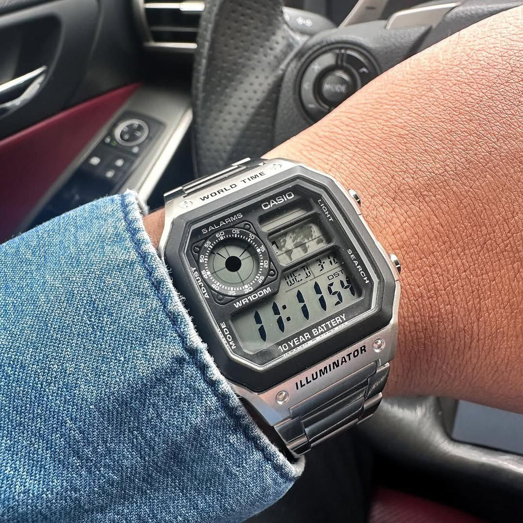 Casio AE-1200WHD-1AVDF.