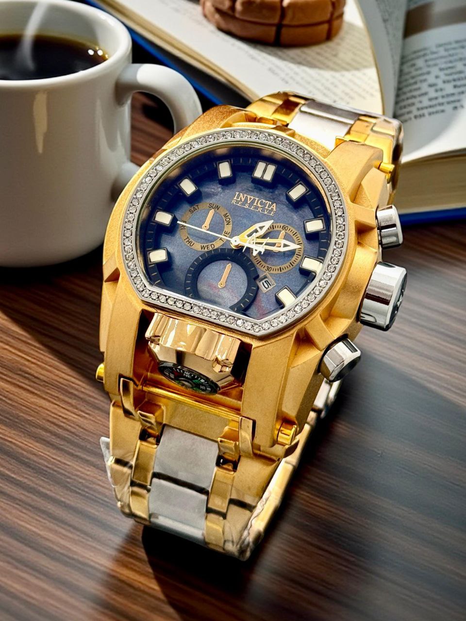 INVICTA Reserve Collection